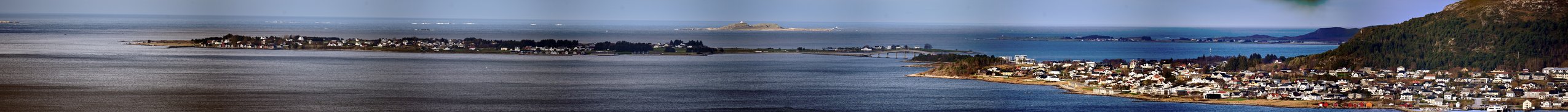 Vista da nord-ovest a nord-est. 