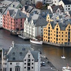 Vista sul canale Ålesundet