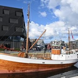 ImageExif object (328)