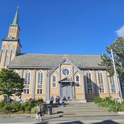 ImageExif object (256)