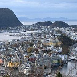 La lunga Ålesund